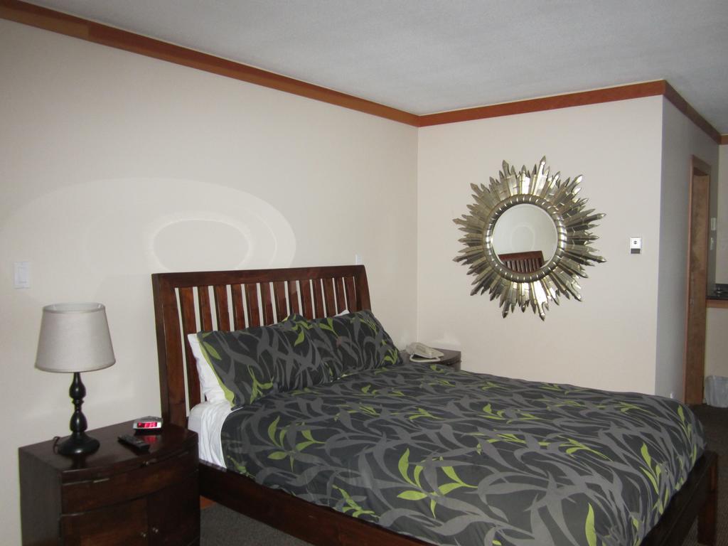 The Lodge At Skeena Landing Terrace Habitación foto